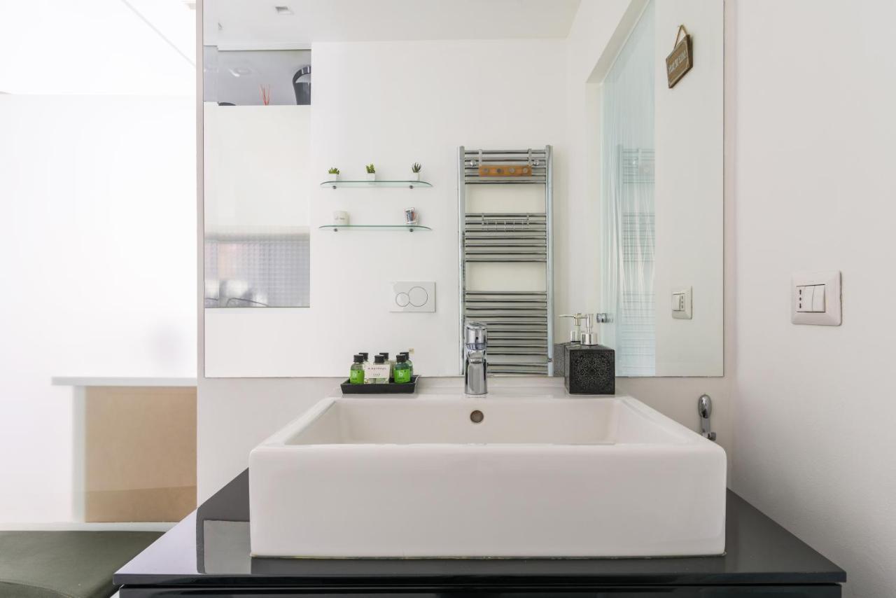 Luxury Modern One Bedroom In Great Location Milano Eksteriør billede